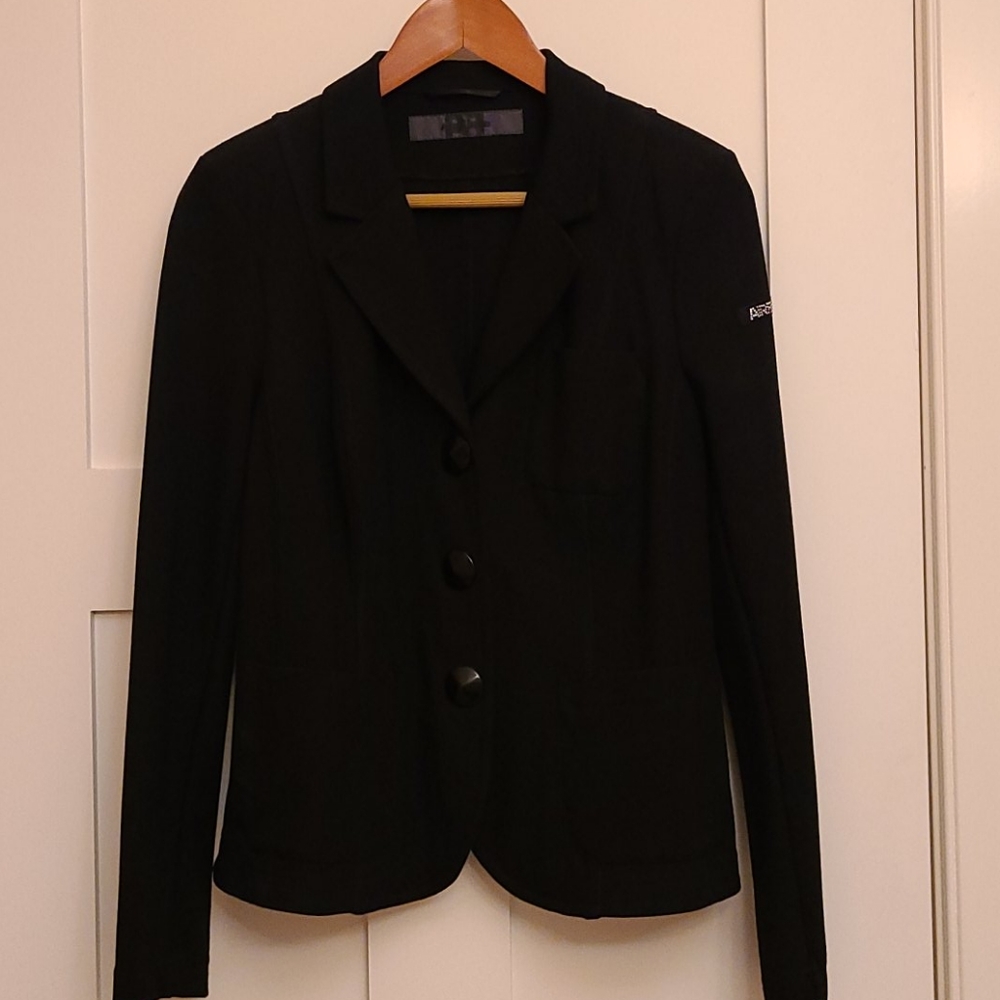 Airfield Blazer